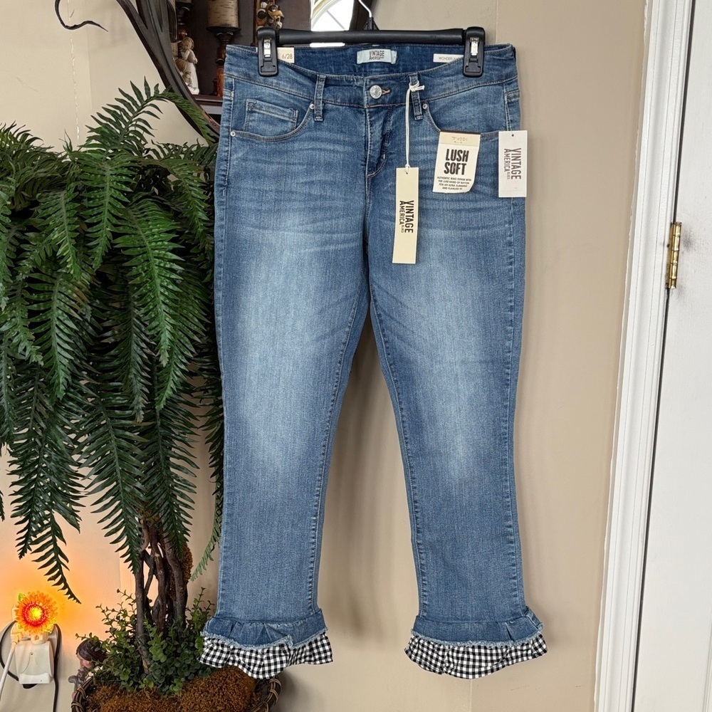 Brand New Vintage America Wonderland Capri Cropped Jeans Ruffled Gingham Cuffs